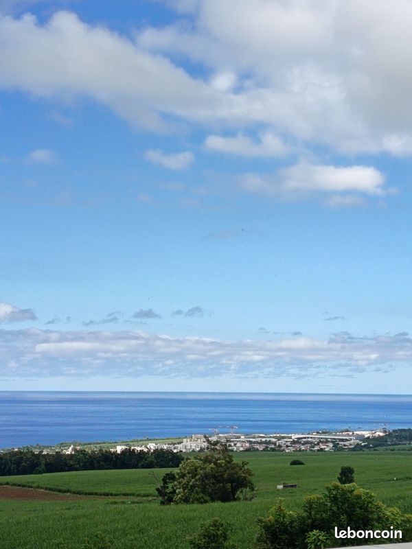Terrain constructible Ste Marie 250 m2 · à Sainte-Marie · 137 500 €