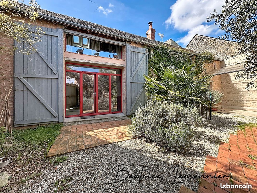 Maison 9 pièces 187 m² · à Escrennes · 187 m² · 199 000 €