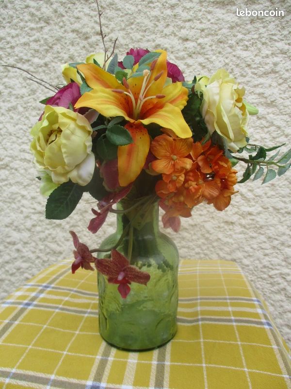 Vase Design en Verre Vert de 18,5 cm de Haut - Vintage (image 2)