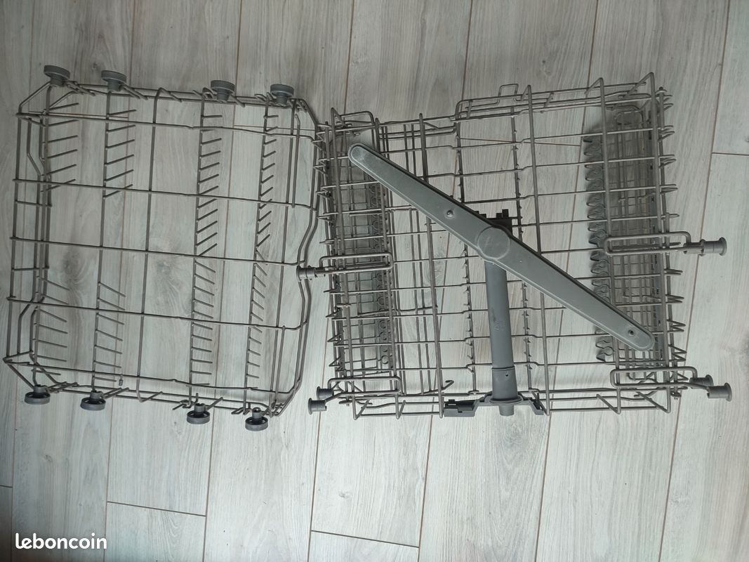 Panier lave vaisselle ( inférieur et supérieur) (image 4)