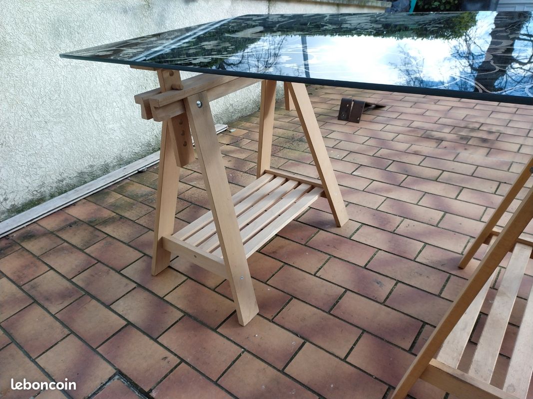 Bureau en verre avec tréteau d'architecte (image 1)