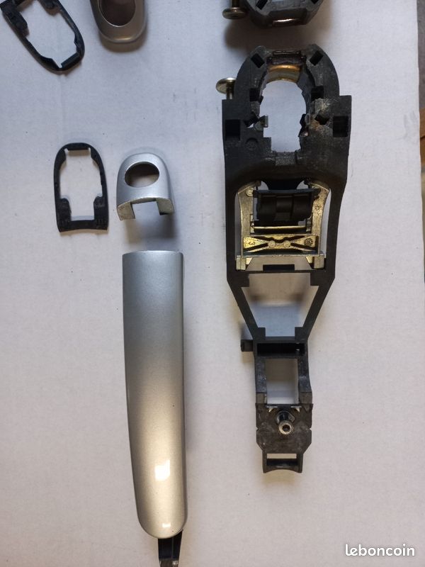 Poignée portes et mécanisme Audi TT mk1 (image 3)