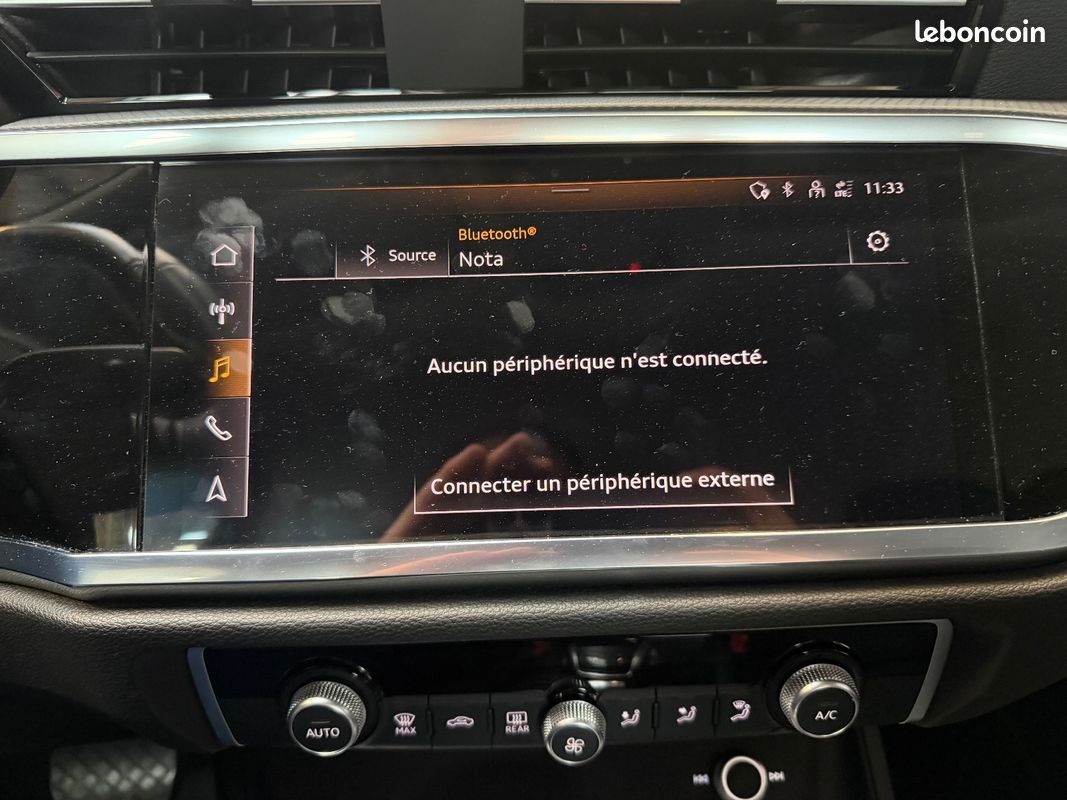 AUDI Q3 35 TFSI 150 ch S tronic 7 Business line (image 31)