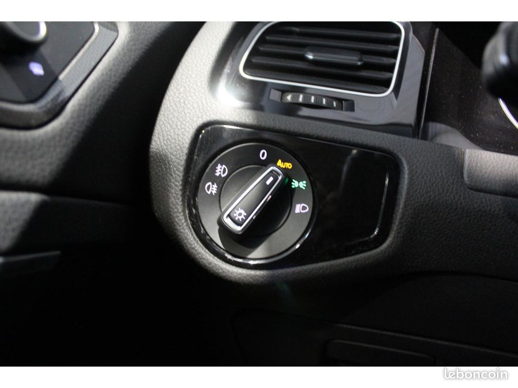 VOLKSWAGEN GOLF 1.5 16V TSI Evo - 150ch - BV DSG 7 VII Confortline Business PHASE 2 - SUIVI COMPLET - GARANTIE (image 30)
