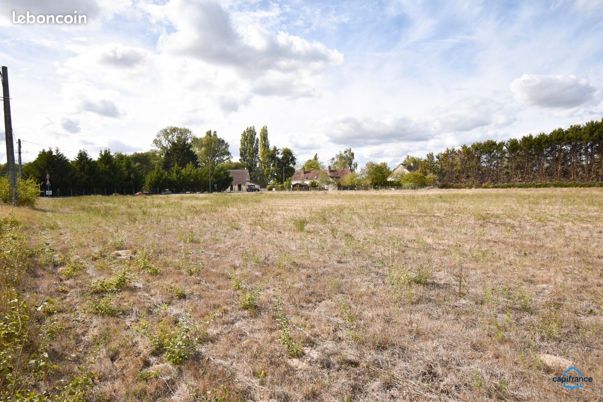 Terrain 1 267 m² Sassay · 30 700 €