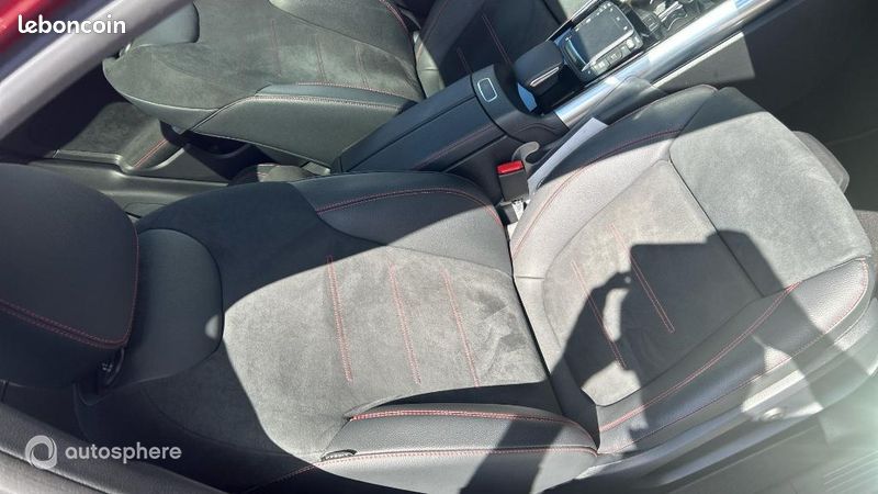 Mercedes Gla 200 d 150ch AMG Line 8G-DCT (image 22)