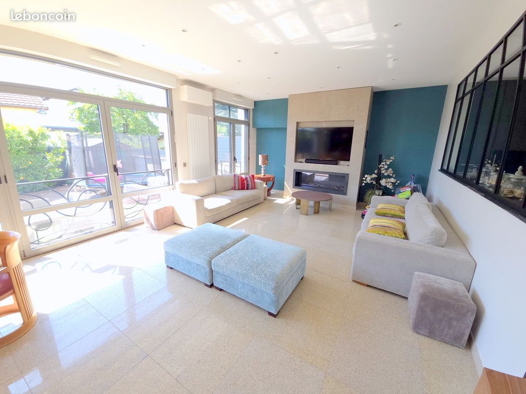 Maison 7 pièces 276 m² · à Bonneuil-sur-Marne · 276 m² · 880 000 €