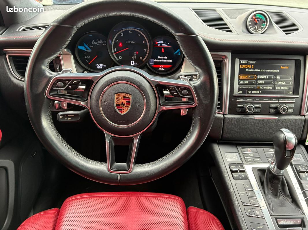 Porsche Macan Turbo PDK 3.6i V6 PACK CHRONO- GARANTIE 12 MOIS (image 24)