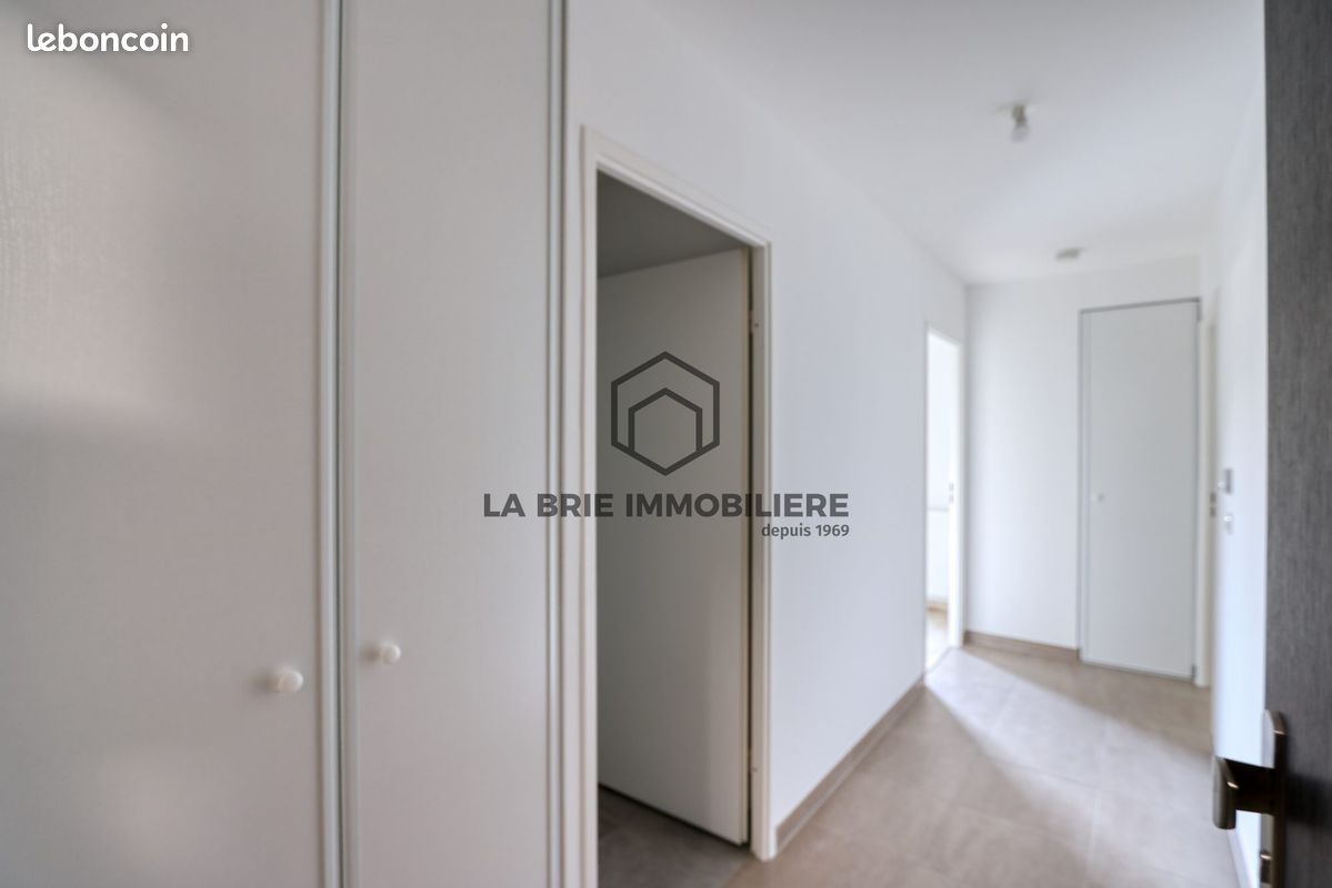 Appartement 2 pièces 50 m² · à Mennecy · 50 m² · 236 000 €