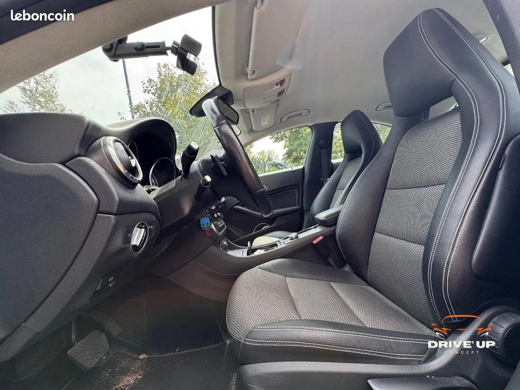 Mercedes Classe Cla Coupé 180 CDi 1.5 CDI 7G-DCT 109 cv Boîte auto (image 6)