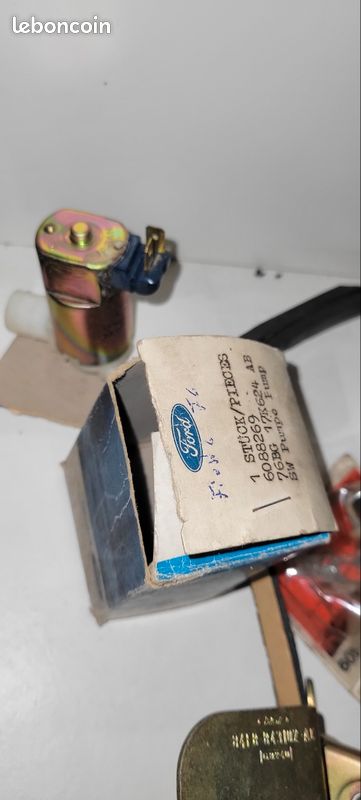 Pompe Lave-Glace Avant Compatible Ford Transit/Fiesta/Focus/Mondeo – Remplacement Robuste Et Efficace