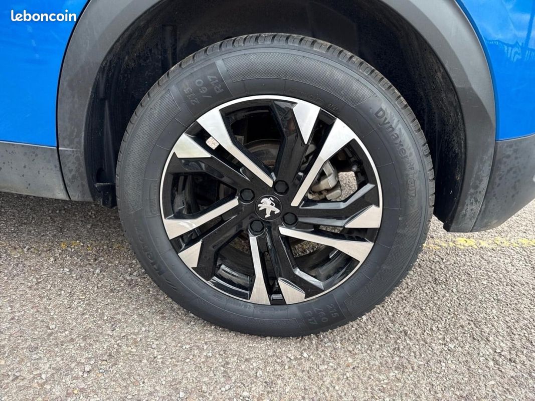Peugeot 2008 1.2 PureTech 130ch S&S Allure Pack EAT8 (image 11)