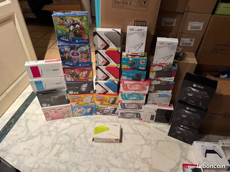 💎 ÉNORME lot de 80 boites de consoles vides Playstation switch Xbox Nintendo, Sony Microsoft display (image 3)