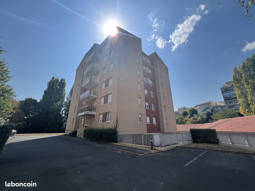 Appartement 3 pièces 70 m² · à La Roche-sur-Yon · 70 m² · 168 800 €