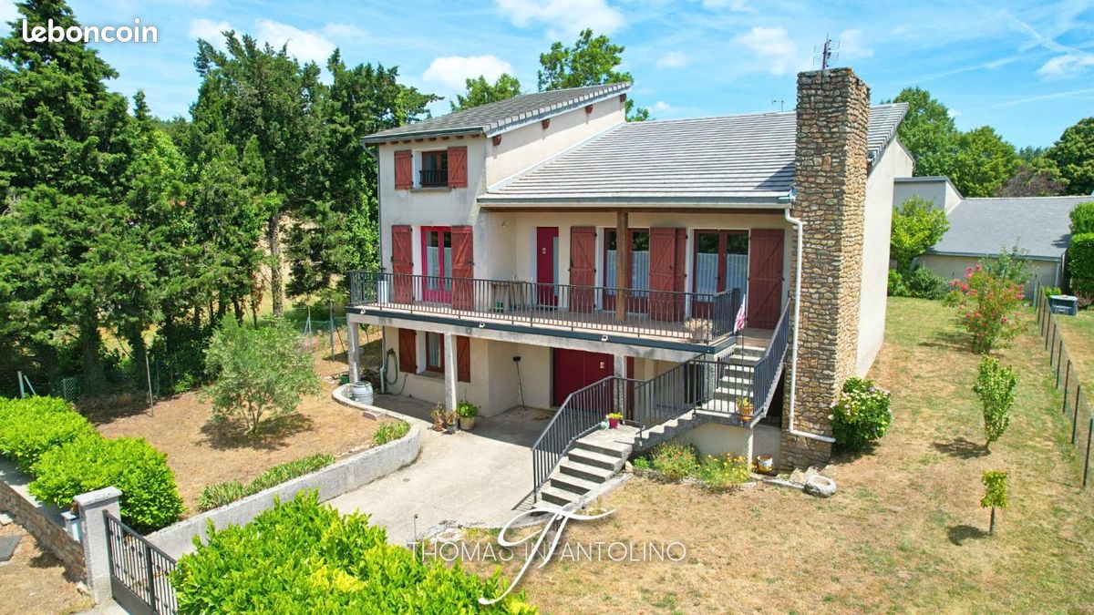 Maison 8 pièces 233 m² · à Fontiers-Cabardès · 233 m² · 318 000 €