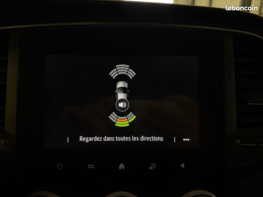 Renault Megane IV 1.6 E-Tech 160 Business Hybrid Rechargeable - Garantie 12 mois - Radar AV et ARR (image 26)