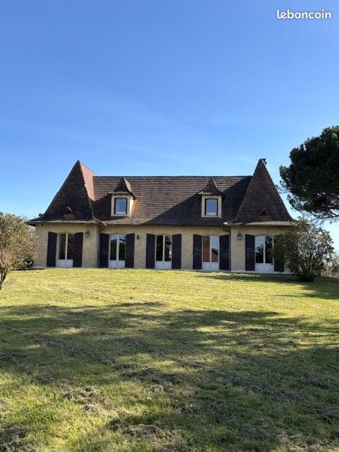 Maison 6 pièces 187 m² · à Sourzac · 187 m² · 299 000 €