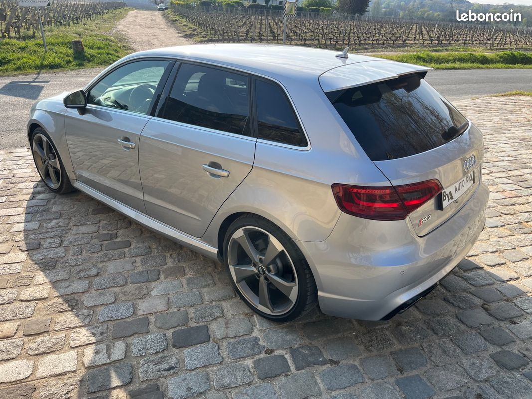Audi RS3 SPORTBACK 2.5 TFSI 367cv quattro S-Tronic (image 2)