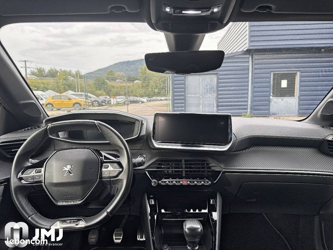 PEUGEOT 208 PureTech 100 S&S BVM6 GT (image 8)