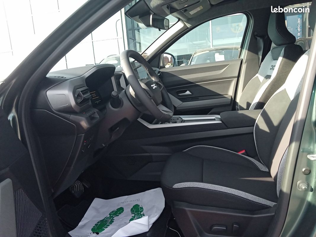Dacia bigster hybrid 155 journey (image 26)