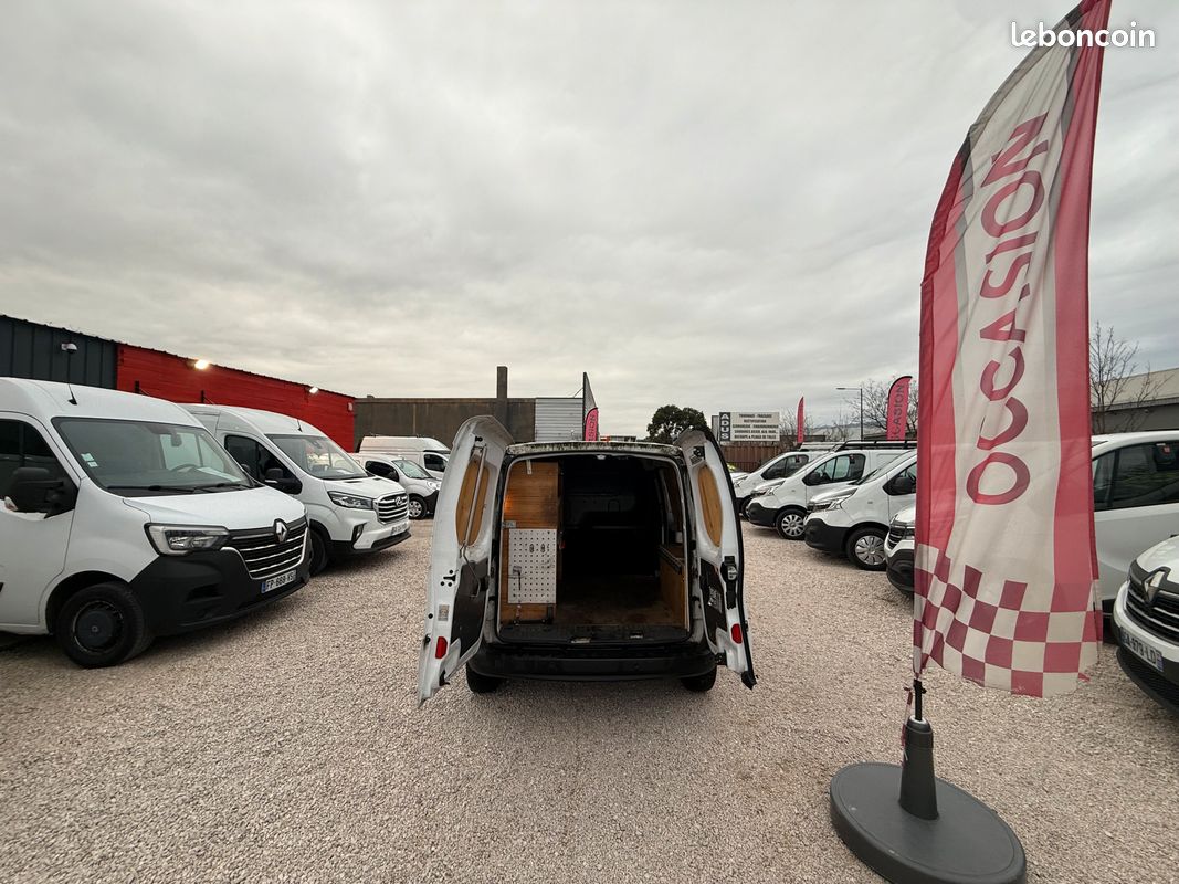 Renault Kangoo 1.5 DCI 95 CV 1ER MAIN/TRES BON ETAT/GTIE 12 MOIS (image 4)
