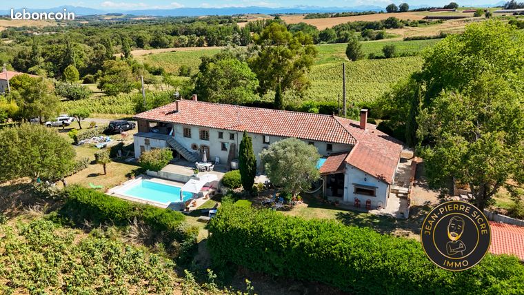 Propriété 8 pièces 257 m²