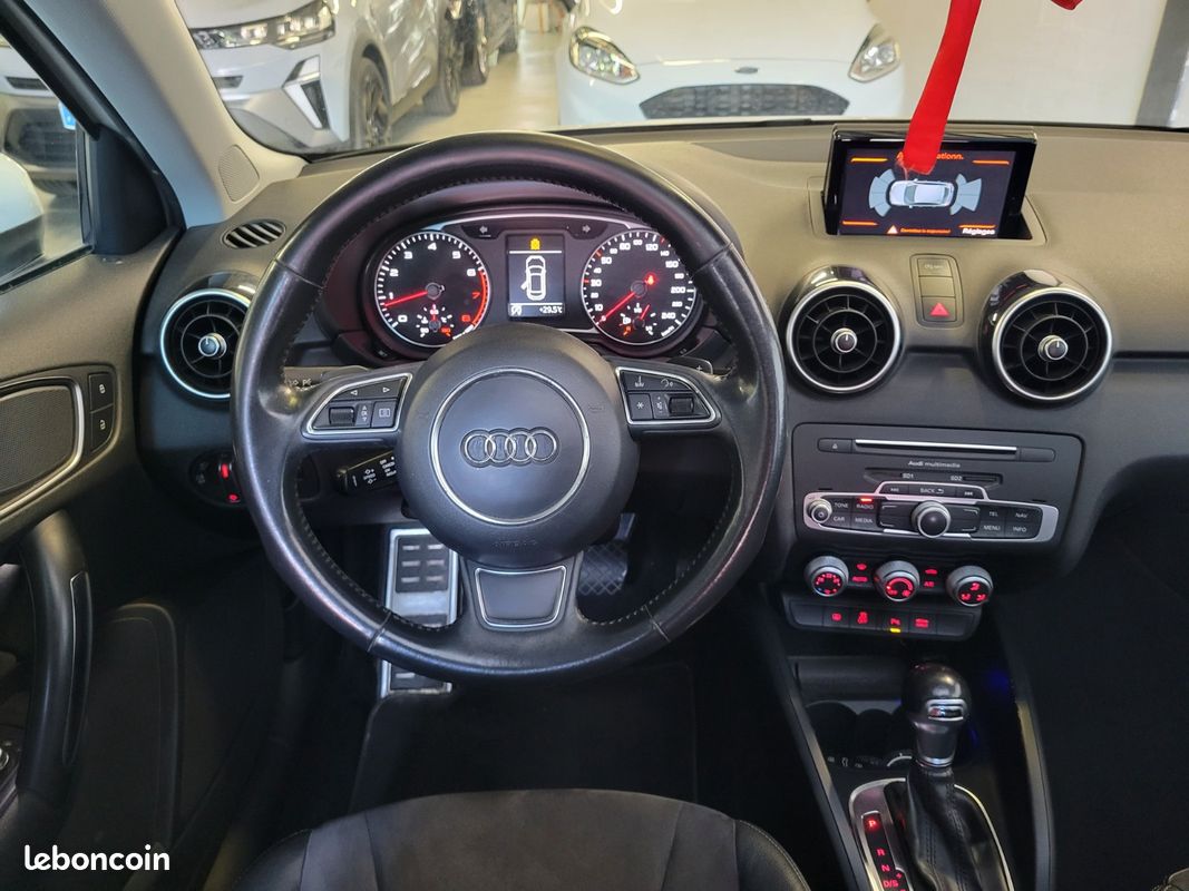 Audi A1 Sportback Ambition Luxe S-tronic 150cv - TOIT OUVRANT/RADARS AV & AR/REGULATEUR DE VITESSE/CLIMATISATION (image 10)