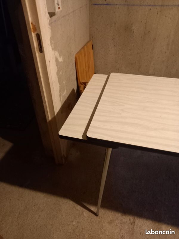Vendre une table (image 2)