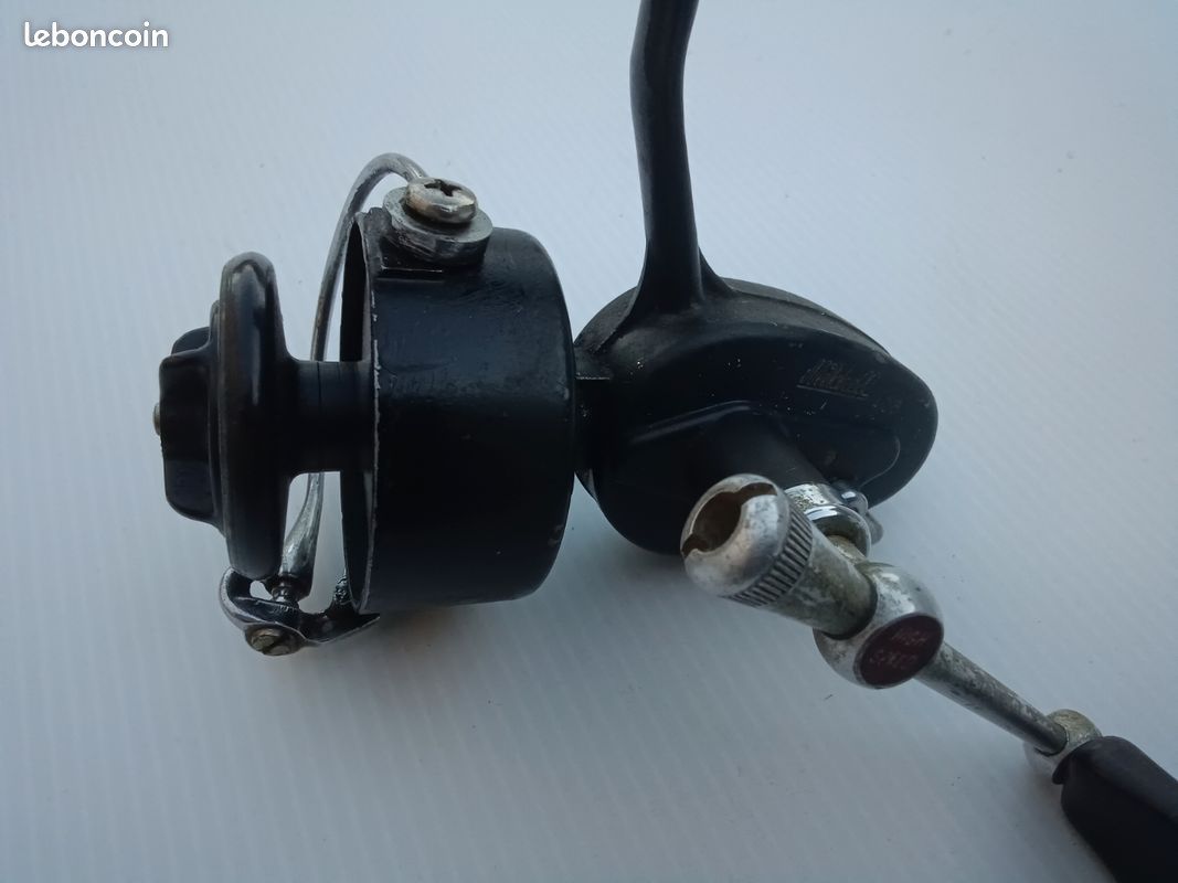 Broche Moulinet Mitchell NOS - Ancien Stock, Neuve, Pour 208 218 209 219