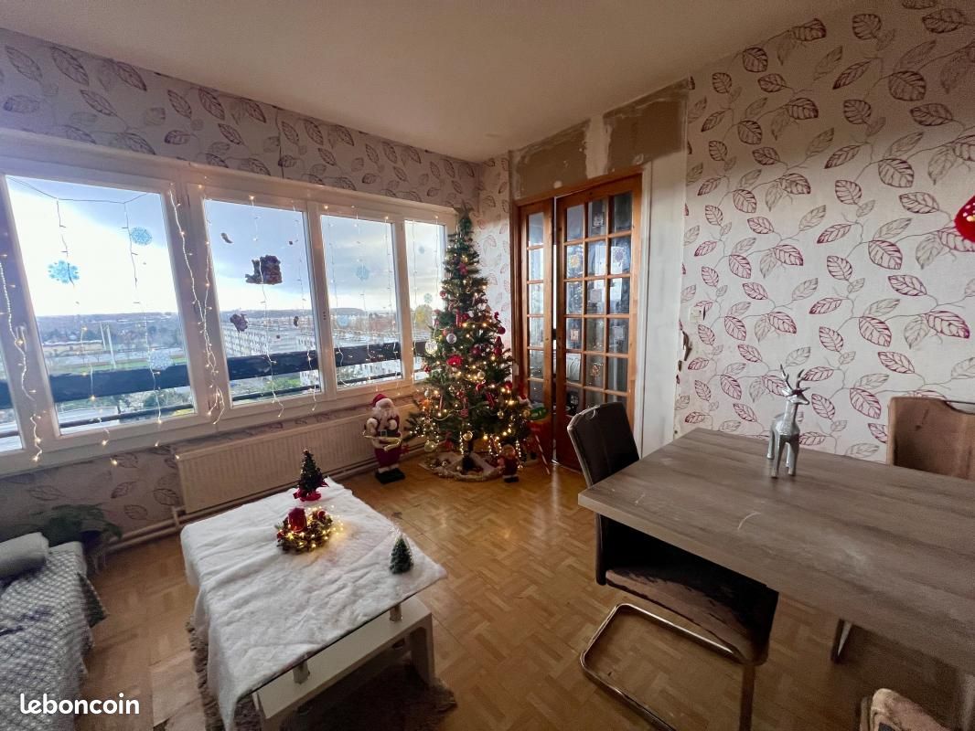 Appartement 5 pièces 104 m² · à Le Havre · 104 m² · 76 000 €