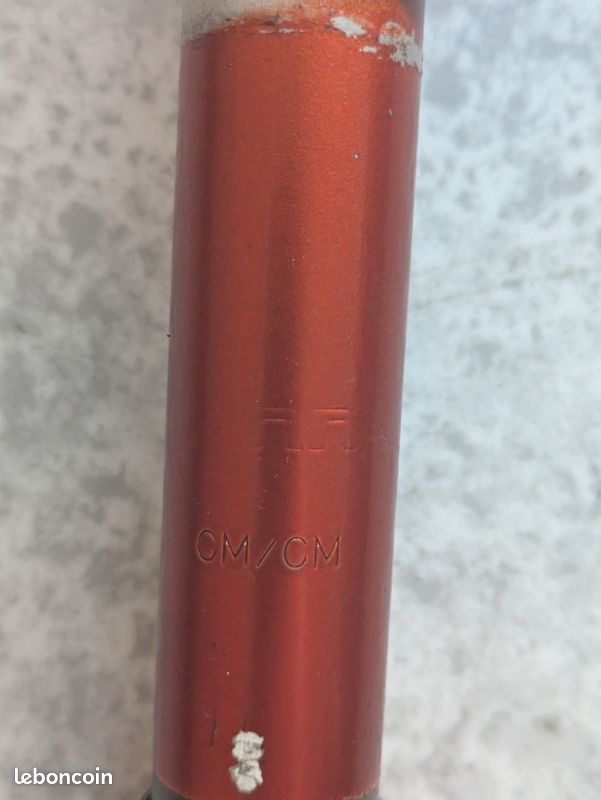 Fourche Suspendue MTB RST Capa T - Fourche de vélo de 26 Pouces avec Suspension en Acier