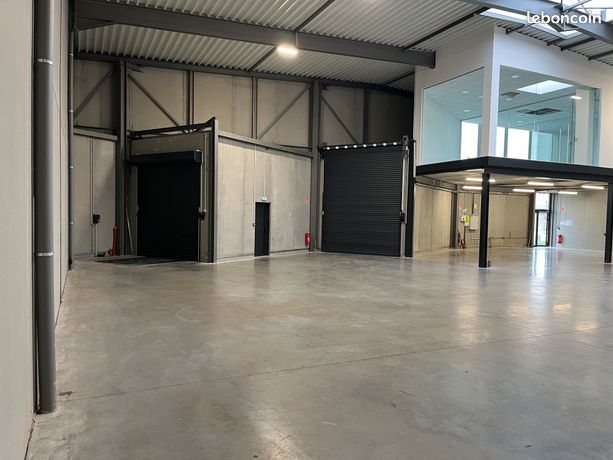 A louer entrepot 583 m²