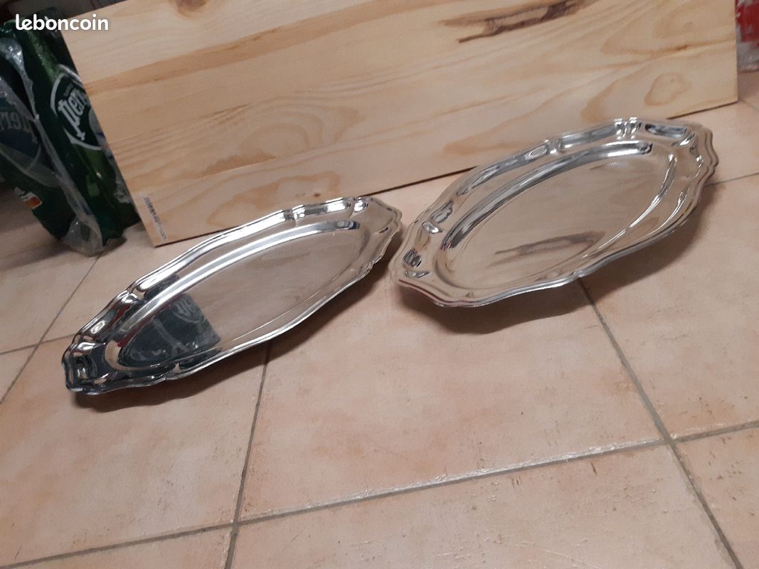 Vaisselle Vintage plat en inox (image 1)