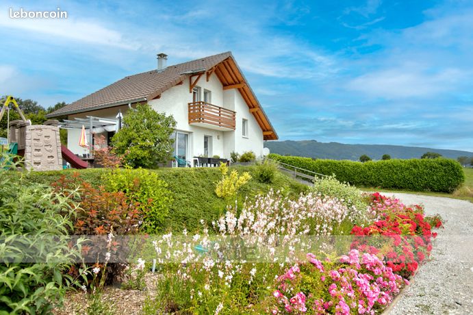 Maison familiale au calme avec vue dégagée