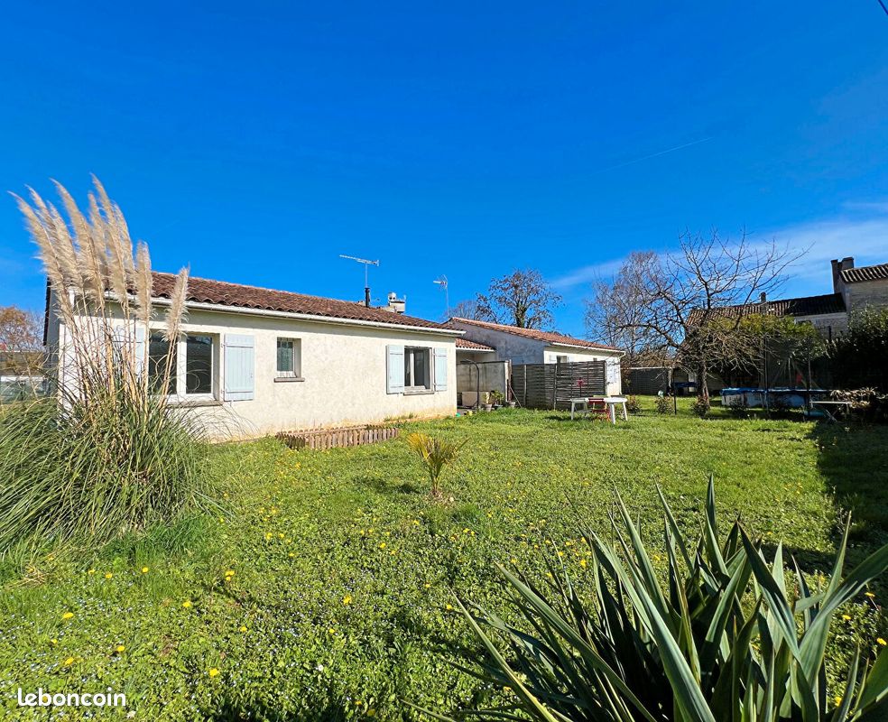 Maison 4 pièces 97 m² - La Couronne 16400 (image principale 0)