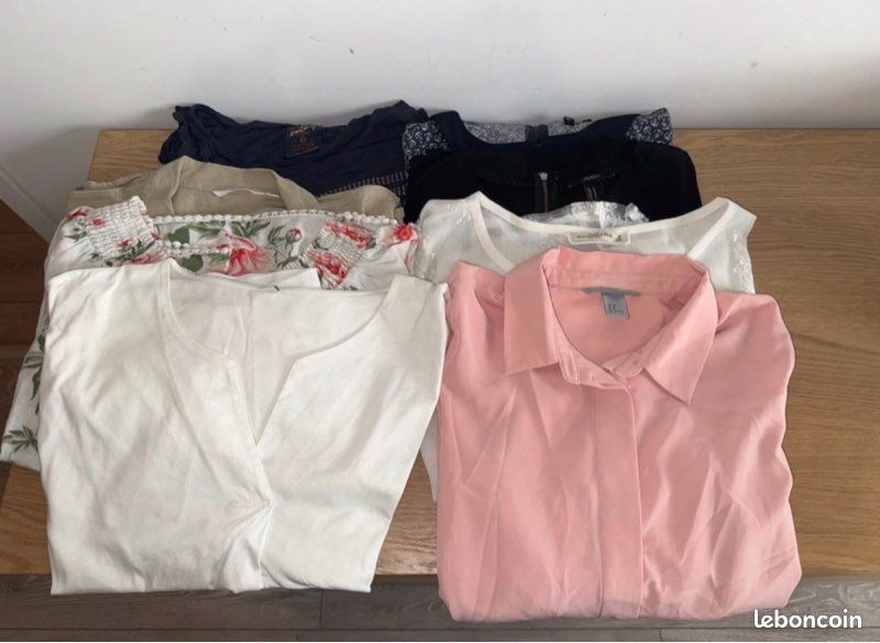 Haut Femme Noir Cameo Rose - Taille 8 - Manches Courtes - Occasion Très Bon état