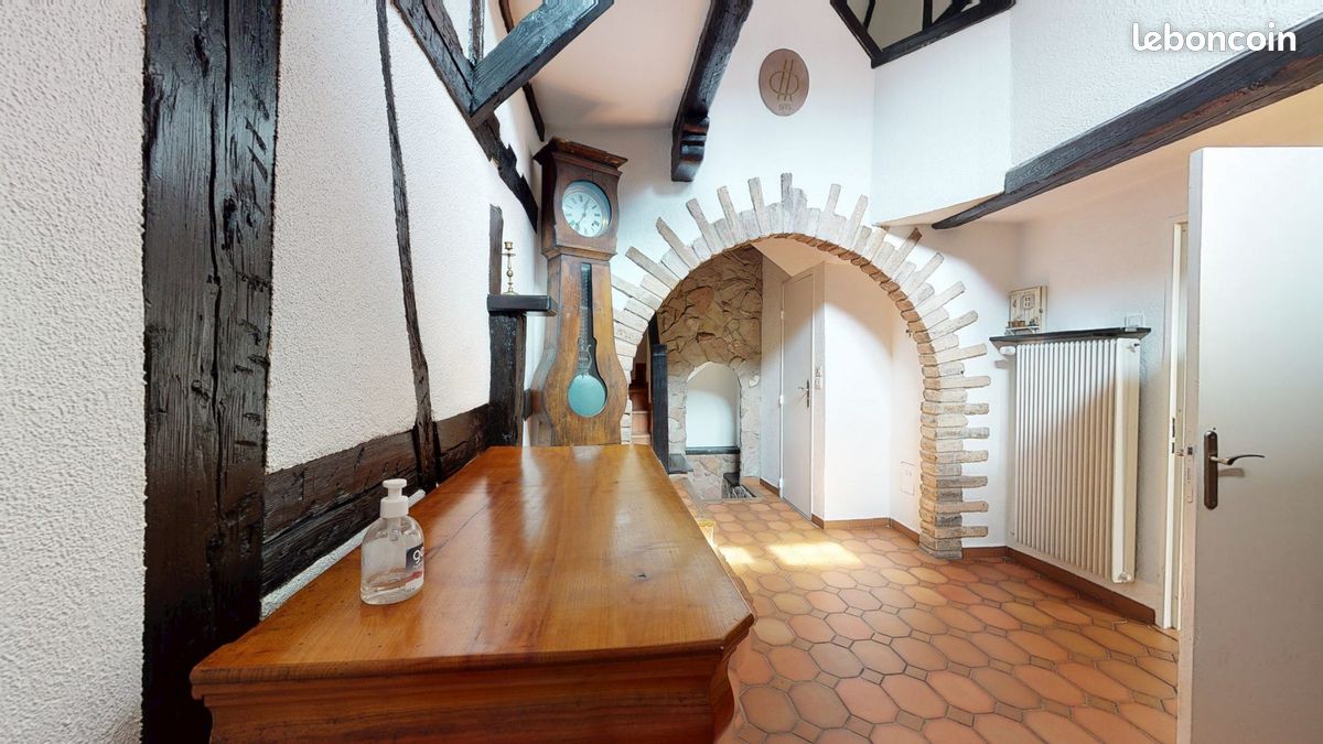 Appartement 5 pièces 160 m² · à Ostwald · 160 m² · 369 000 €