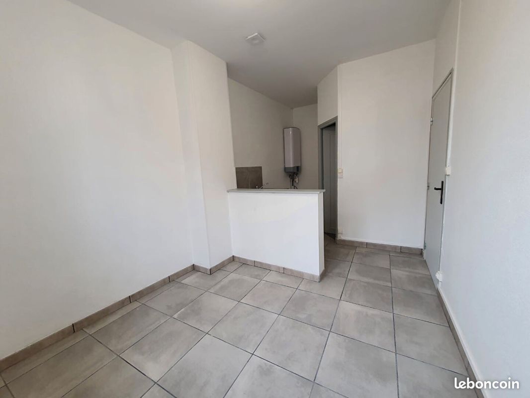 Appartement a louer saint-quentin - 1 pièce(s) - 15 m2 - Surfyn