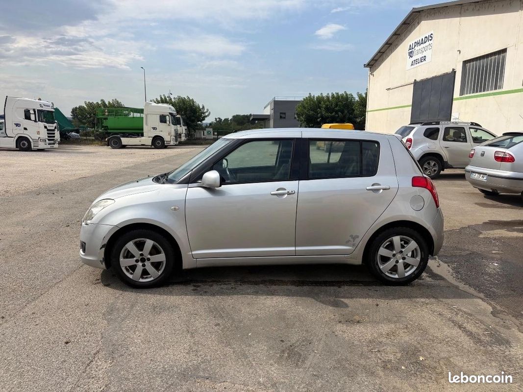 Suzuki Swift 1.3 90 GL (image 6)
