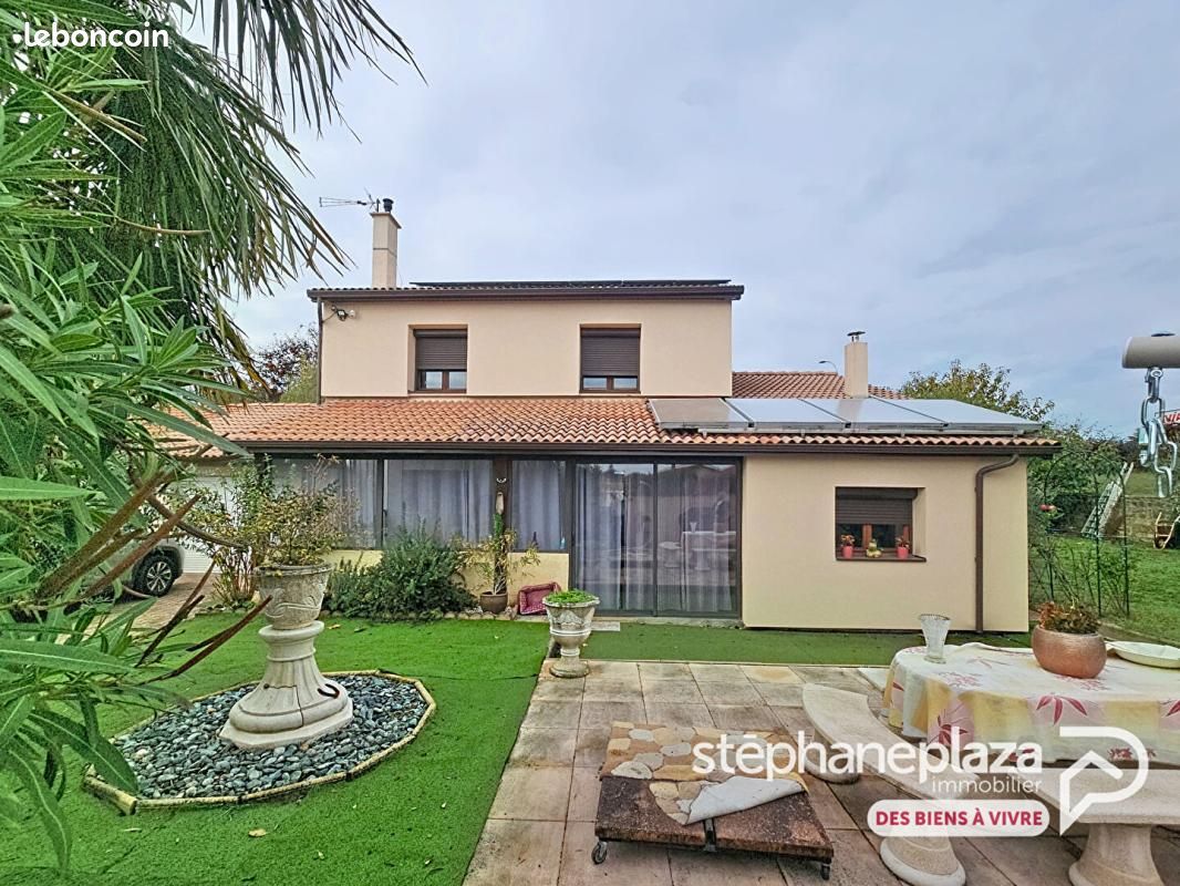 Maison 6 pièces 155 m² · à Belleville-en-Beaujolais · 155 m² · 416 000 €
