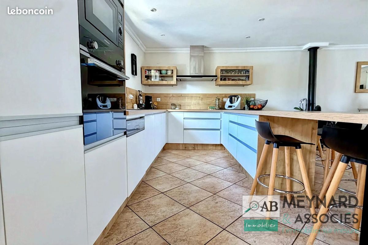 Maison 5 pièces 150 m² (image 3)