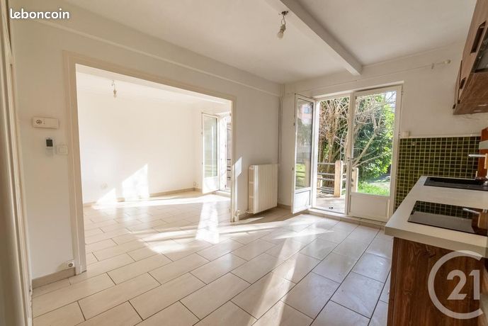 Maison 6 pièces 112 m² — 17