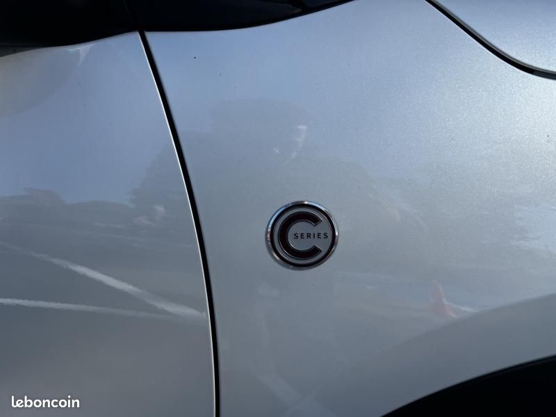 Citroen C5 Aircross Hybrid 225ch C-Series e-EAT8 (image 5)