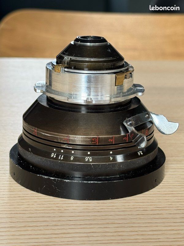 LOMO Standard Speed S35 – Lens Set (PL Mount Modified) Photo