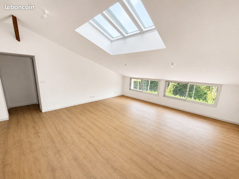 T4 avec climatisation et jardin – 102 m² Carrez / 166 m² au sol – DPE A – Centre de Montrabé (image 1)