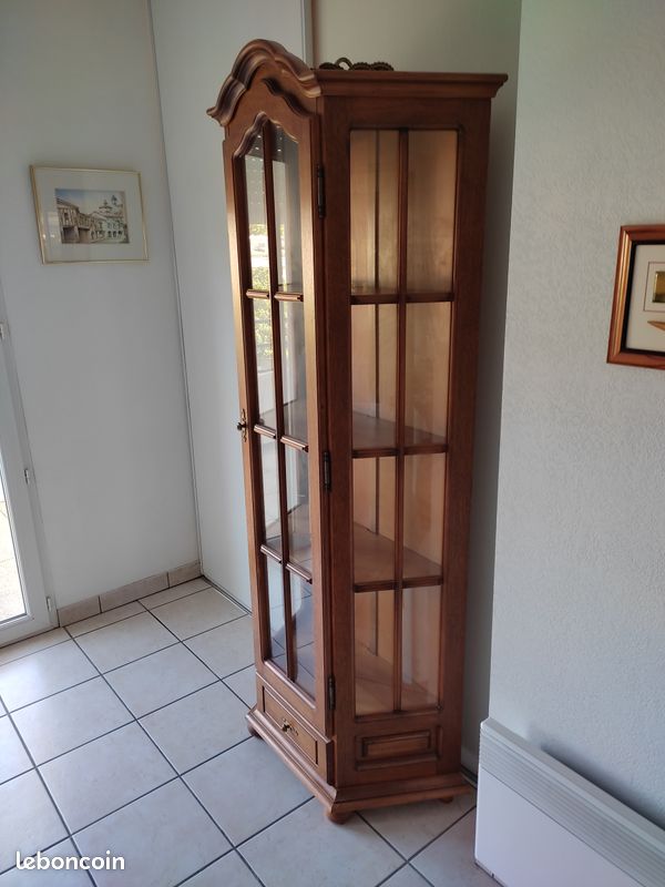 Vitrine (image 2)