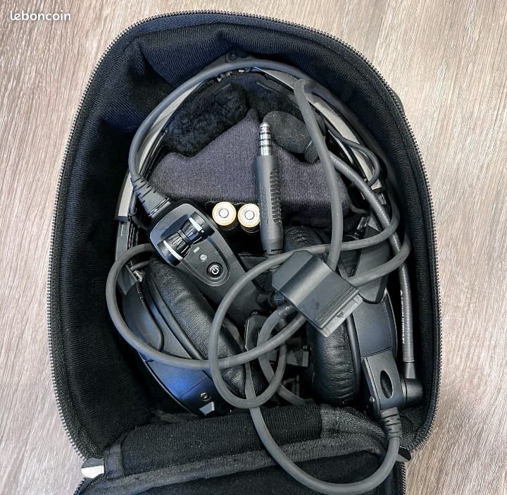 Casque Aviation Bose A20 - Réduction Active Du Bruit - Pour Avion, Planeur, ULM, Hélicoptère - Occasion