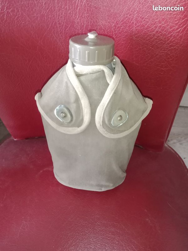 Gourde bidon militaire (image 1)