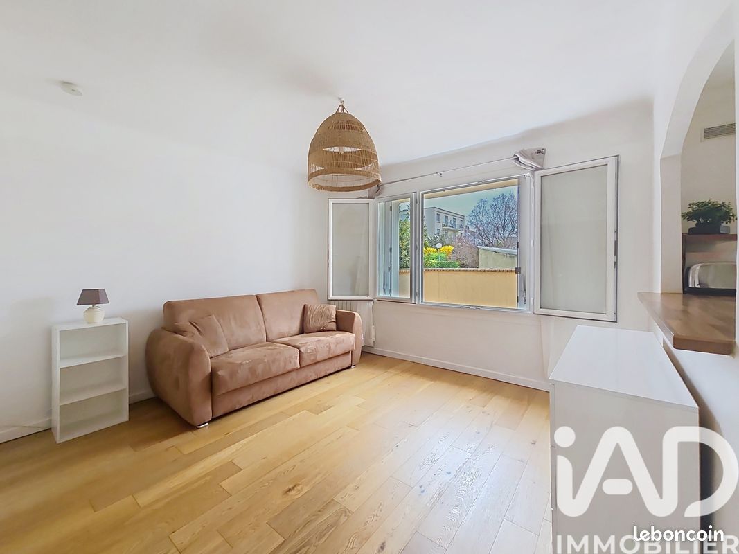 Studio 1 pièce 26 m² (image 2)