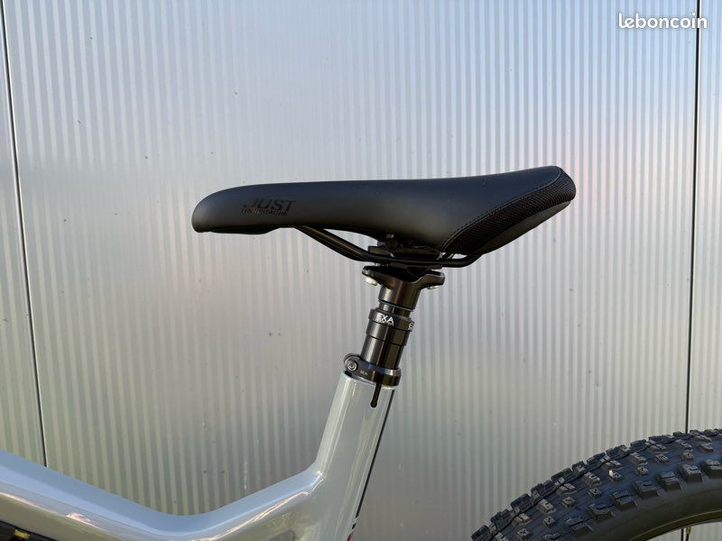 Vélo MOUSTACHE - Samedi 27 OFF 4- 2024 - NEUF (image 8)